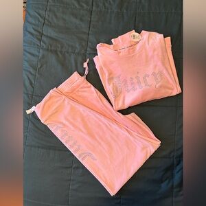 Juicy Couture 2-Piece Velour Pajama Set